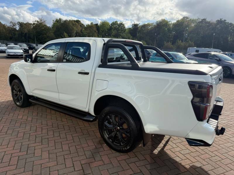 Isuzu D-Max 1.9Tdi V-cross Double Cab White #6