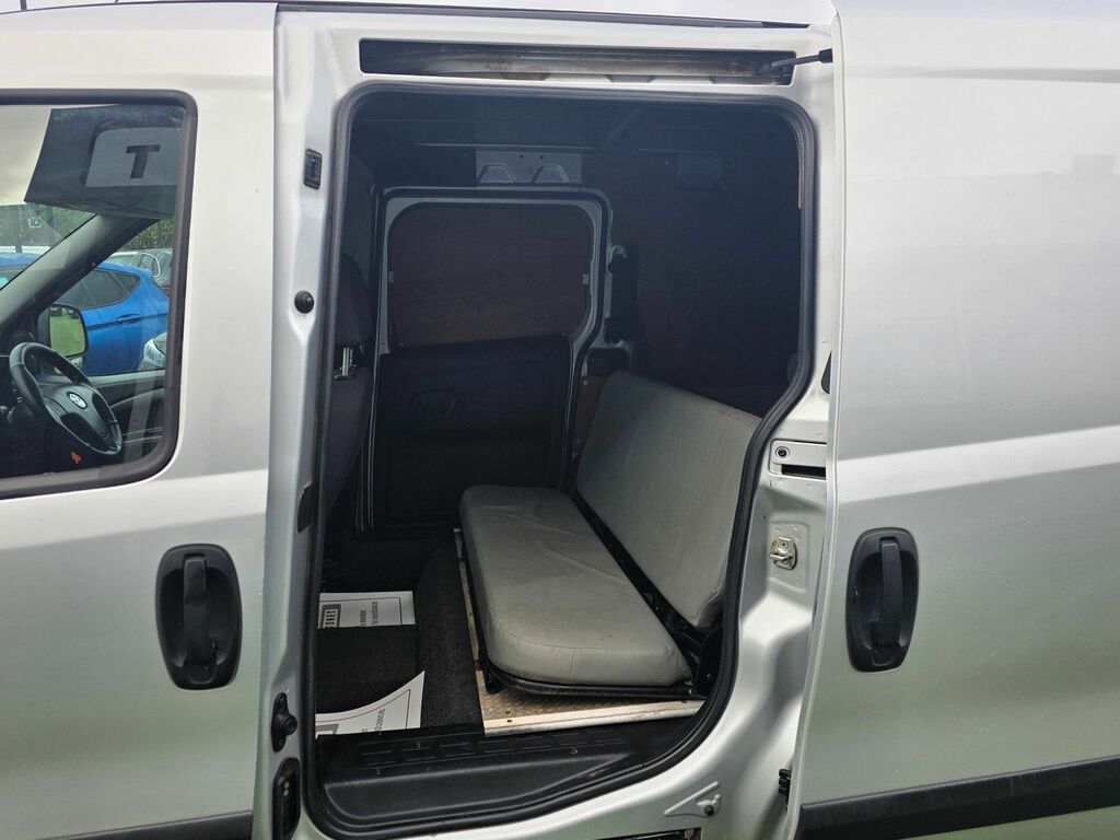 Vauxhall Combo 1.3 Cdti 2000 Ecoflex 16V Fwd L1 H1 Ss Silver #20