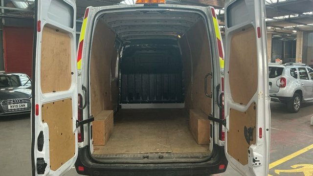 Renault Master Manual White #6