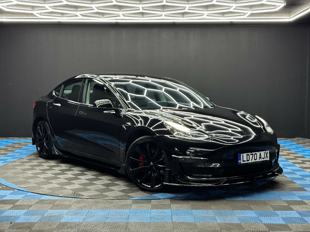 Tesla Model 3 Dual Motor Performance 4Wde Performanc Black