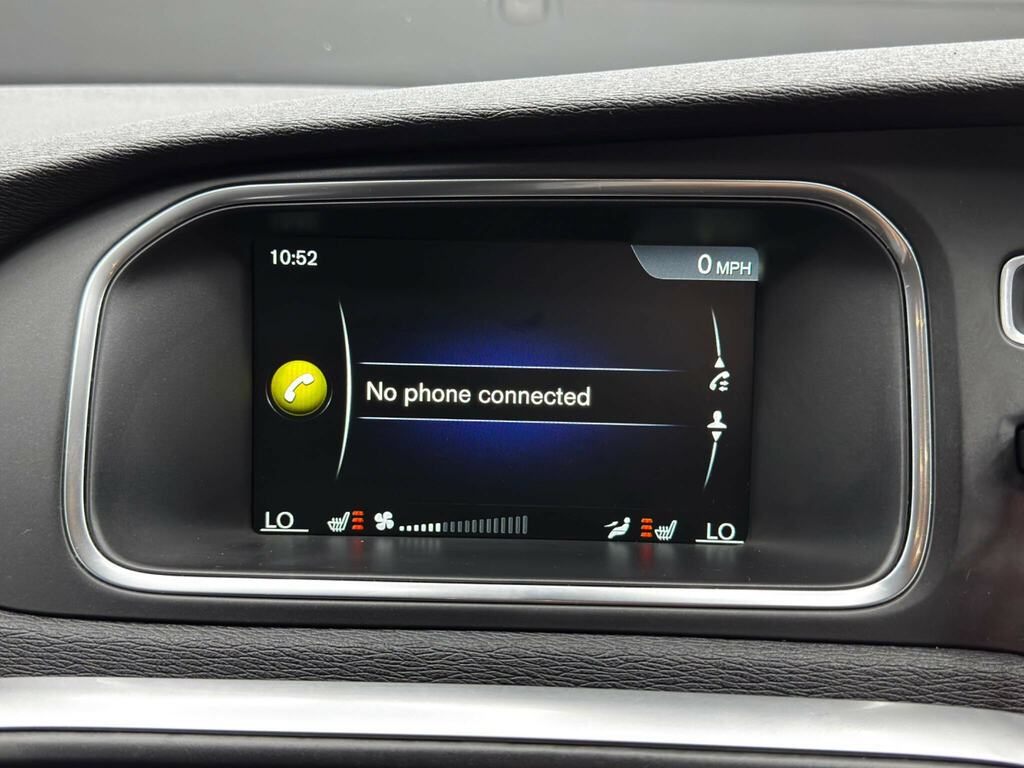 Volvo V40 2.0 D3 R-design Pro Euro 6 S S Silver #32