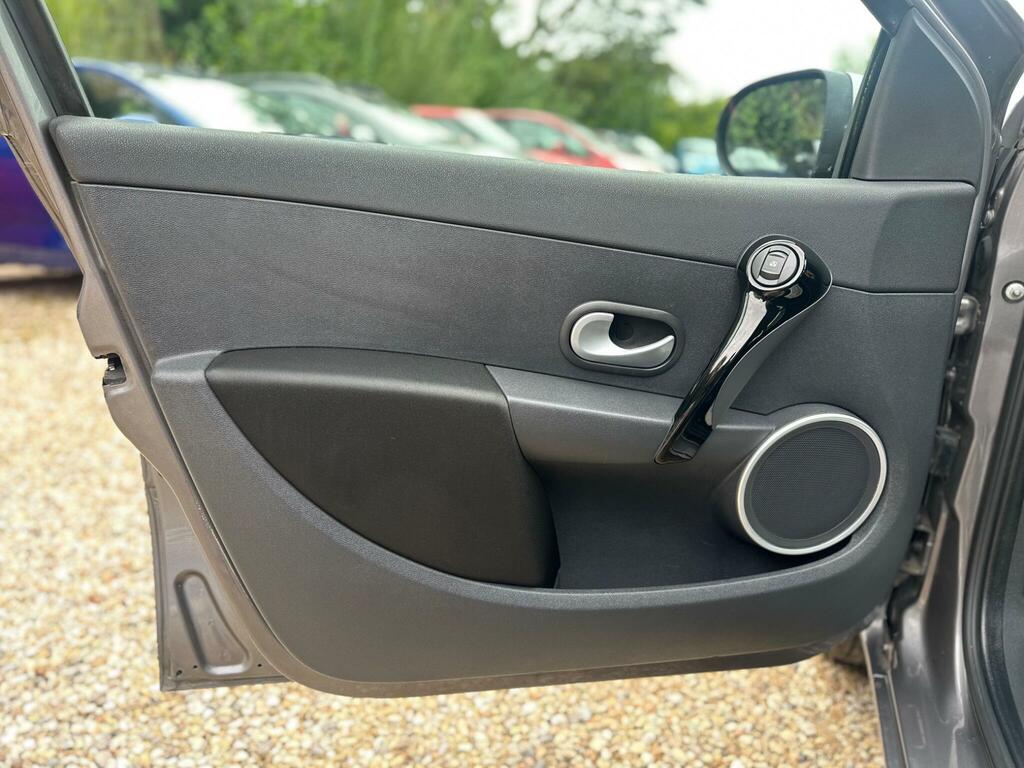 Renault Clio 1.5 Gt Line Tomtom Dci Fap 88 Bhp Grey #34