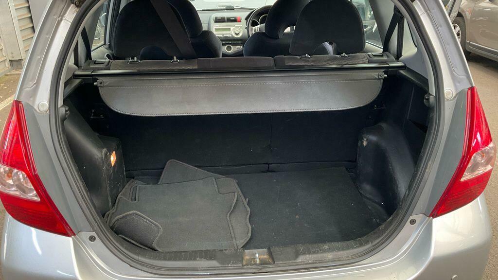 Honda Jazz 1.4 I-dsi Se Red #9