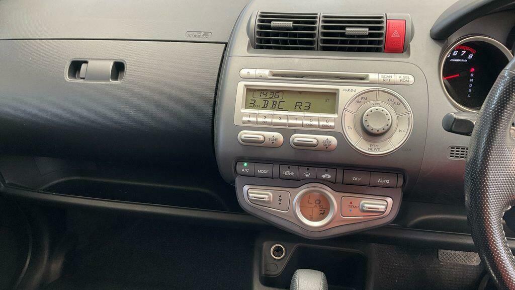 Honda Jazz 1.4 I-dsi Se Red #12