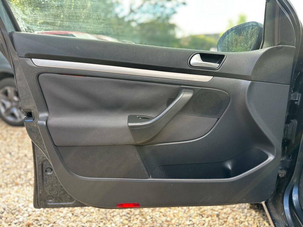 Volkswagen Golf Hatchback 2.0 Tdi Dpf Gt Dsg 200707 Black #34