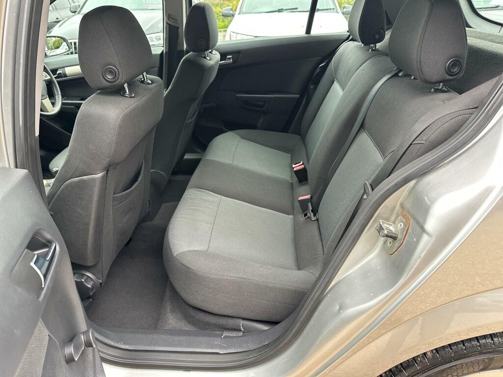 Vauxhall Astra 1.8I 16V Life Hatchback 187 Black #25