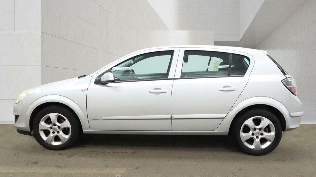 Vauxhall Astra 1.6I 16V Breeze Silver #4