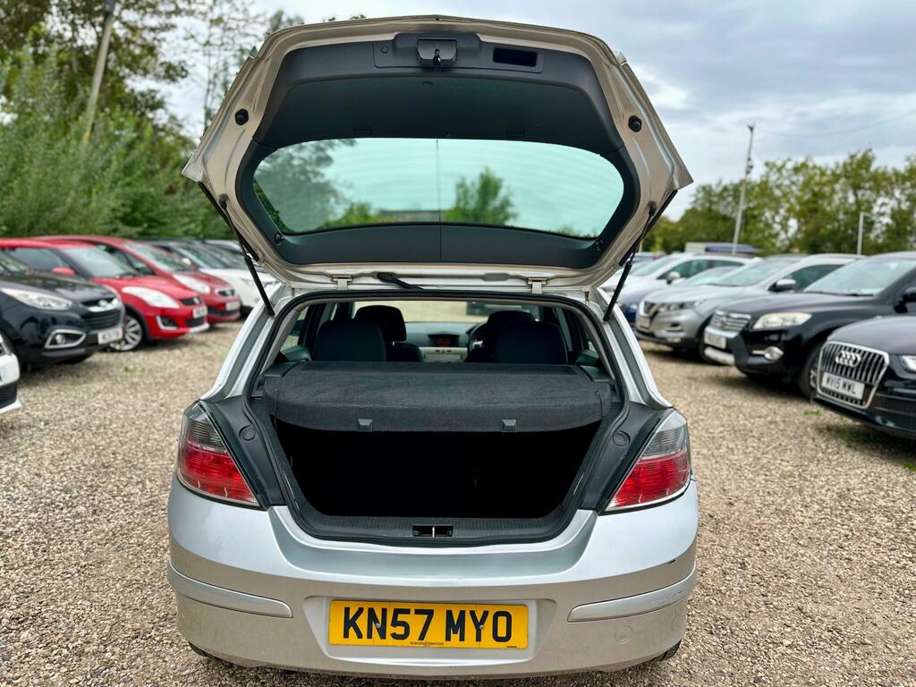 Vauxhall Astra 1.8I 16V Life Hatchback 187 Black #9
