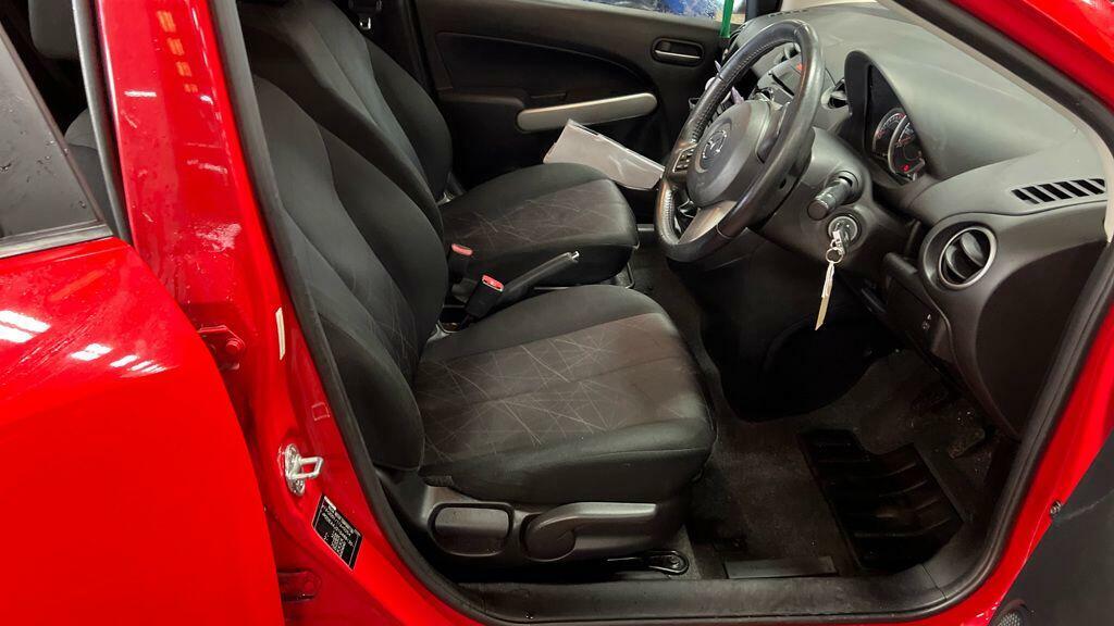 Mazda 2 1.3 Venture Euro 5 Black #10