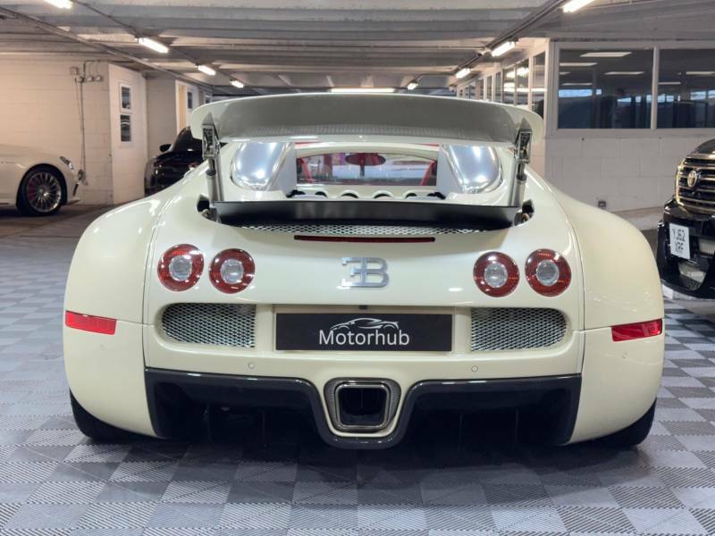 Bugatti Veyron - 2010 10 White #4