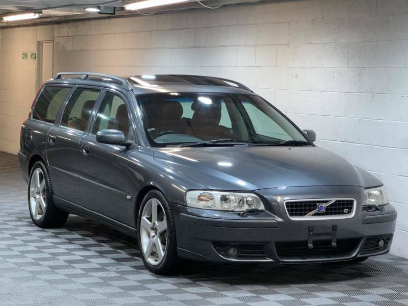 Volvo V70 2.5 R Estate Geartronic 270 Gkm, 300 Grey