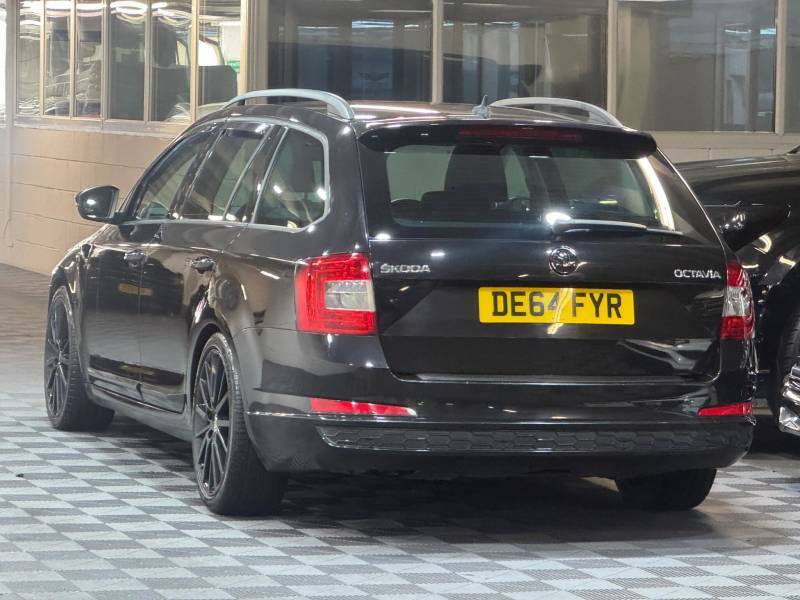 Skoda Octavia 1.6 Tdi Cr Black Edition Black #3