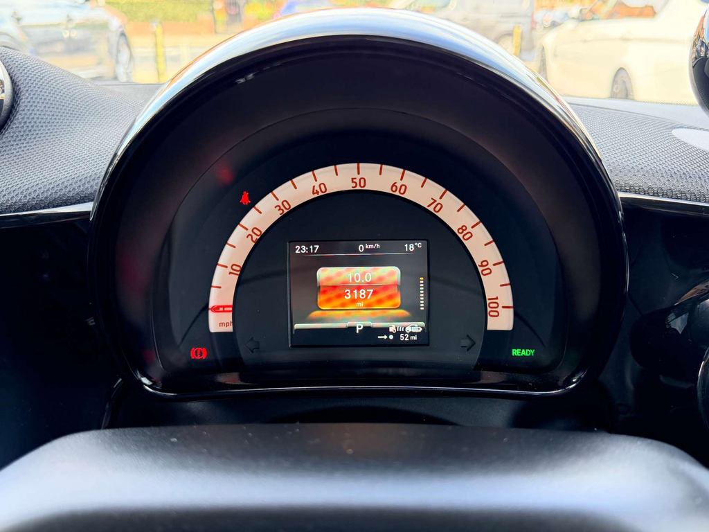 Smart Forfour 17.6Kwh Prime Exclusive 22Kw Charger Black #26