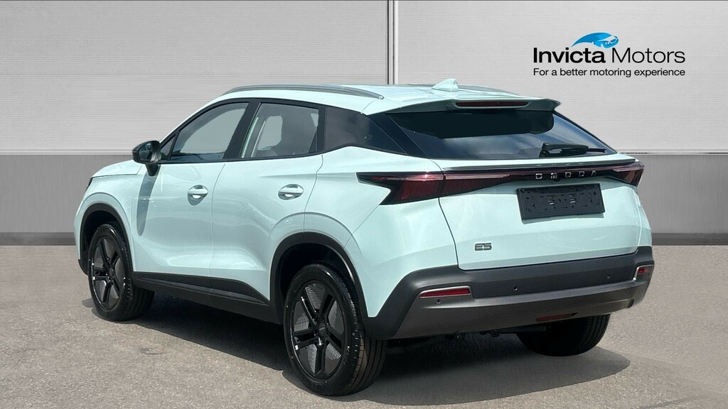 Omoda E5 Estate Green #5
