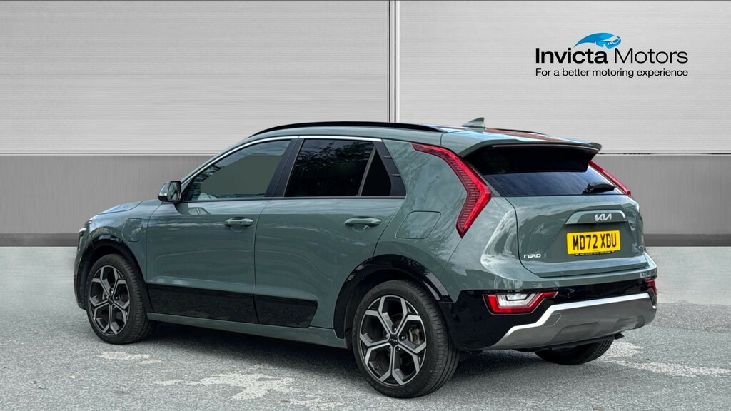 Kia Niro Estate Green #5