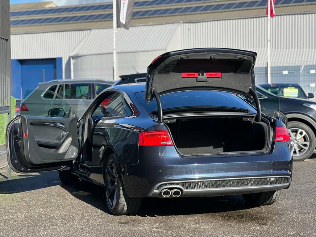 Audi A5 2L Black Edition Blue #6