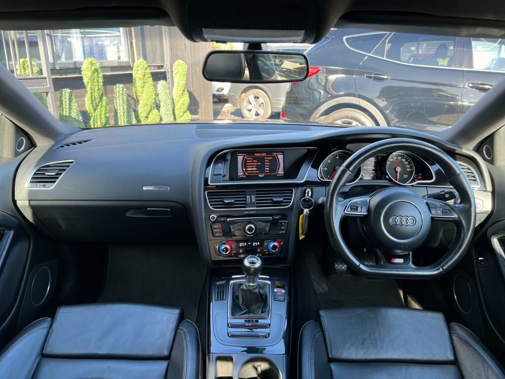 Audi A5 2L Black Edition Blue #3