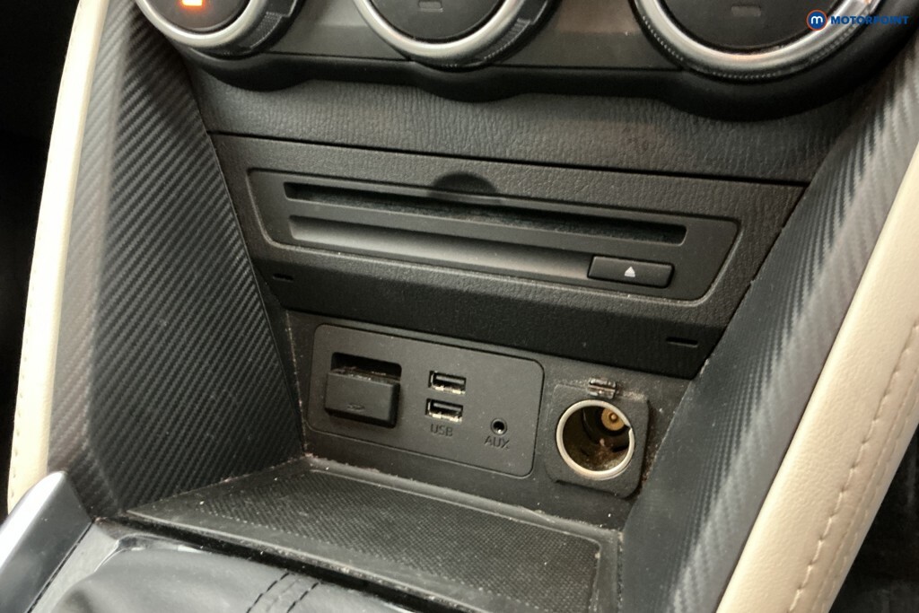 Mazda 2 1.5 Skyactiv-g Gt Sport Nav Euro 6 S S Red #24