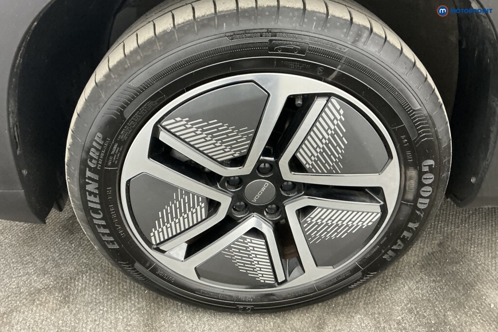 Omoda E5 5 150Kw Noble 61Kwh Estate Black #42