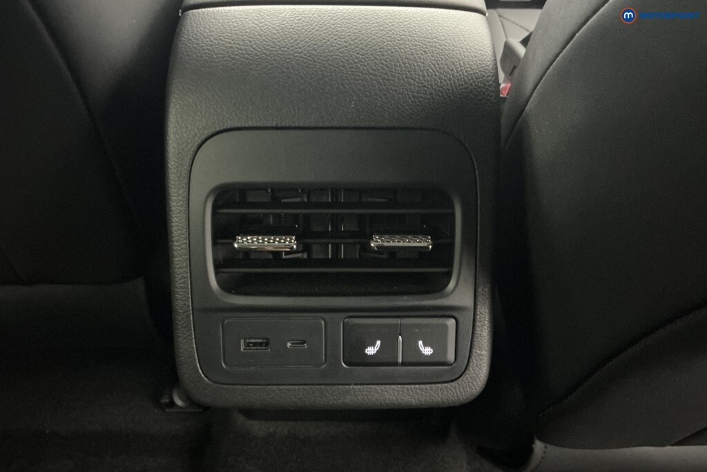 Omoda E5 5 150Kw Noble 61Kwh Estate Black #17