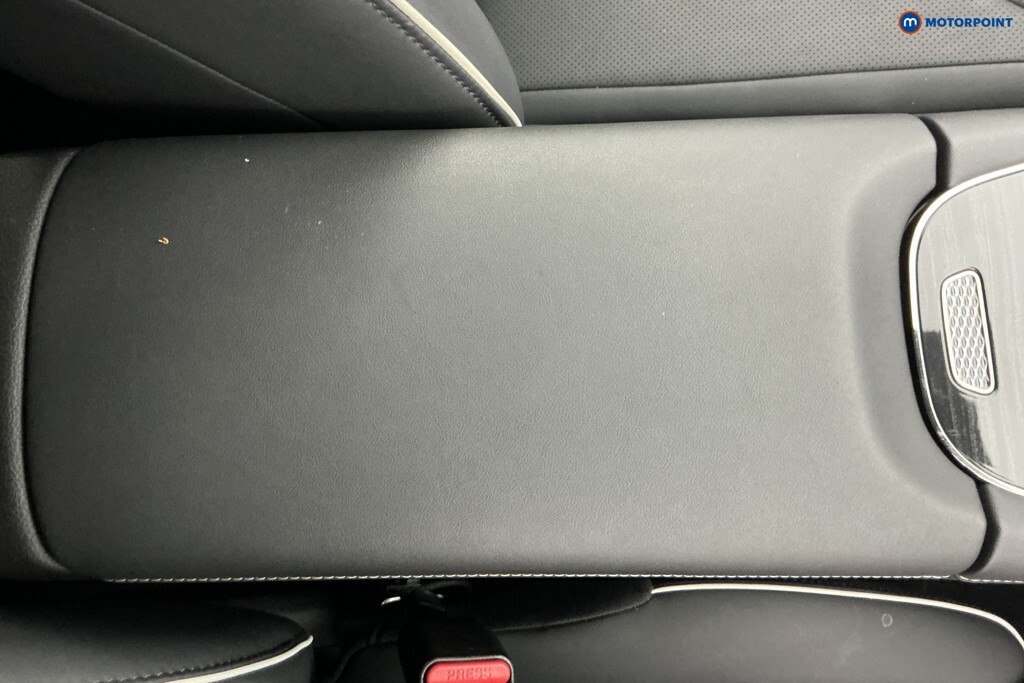 Omoda E5 5 150Kw Noble 61Kwh Estate Black #20