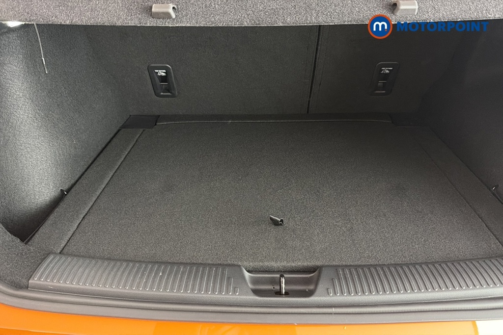 MG MG4 Mg Mg4 51Kwh Se Hatchback 170 P White #30