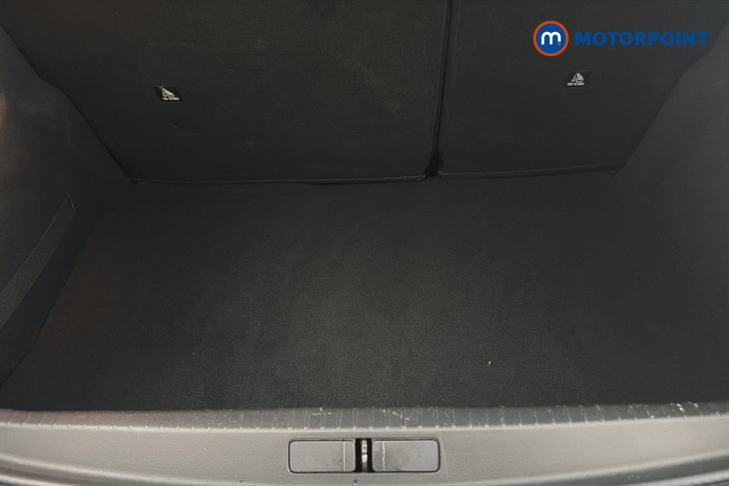 Peugeot e-208 Hatchback 50Kwh Allure 202070 White #28