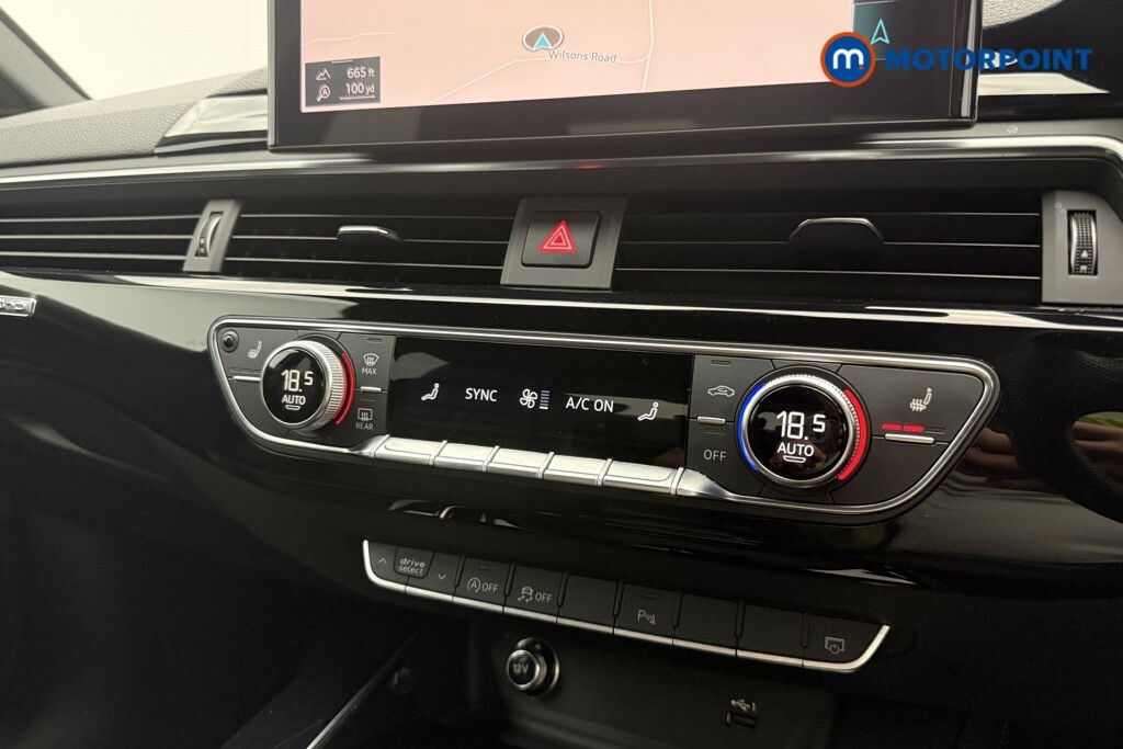 Audi A4 2.0 Tdi 40 Black Edition Saloon S Troni Black #22