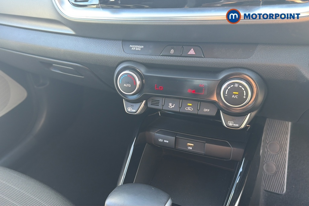 Kia Stonic 1.0 T-gdi Maxx Euro 6 Ss White #11