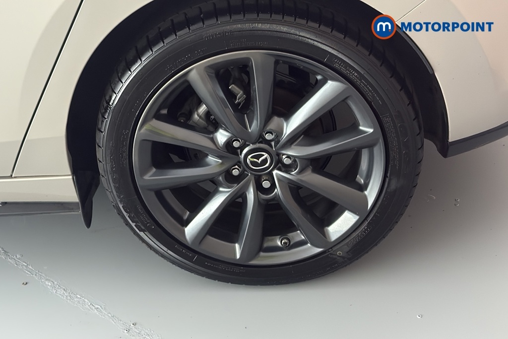 Mazda 3 2.5 E-skyactiv G Mhev 140 Exclusive-line White #39