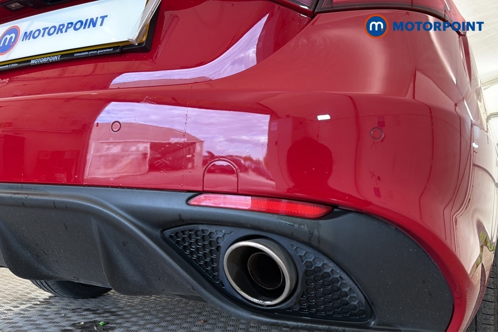 Alfa Romeo Giulia 2.0 Tb 280 Veloce White #35