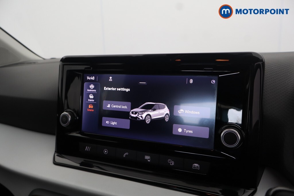 Seat Arona Suv White #32