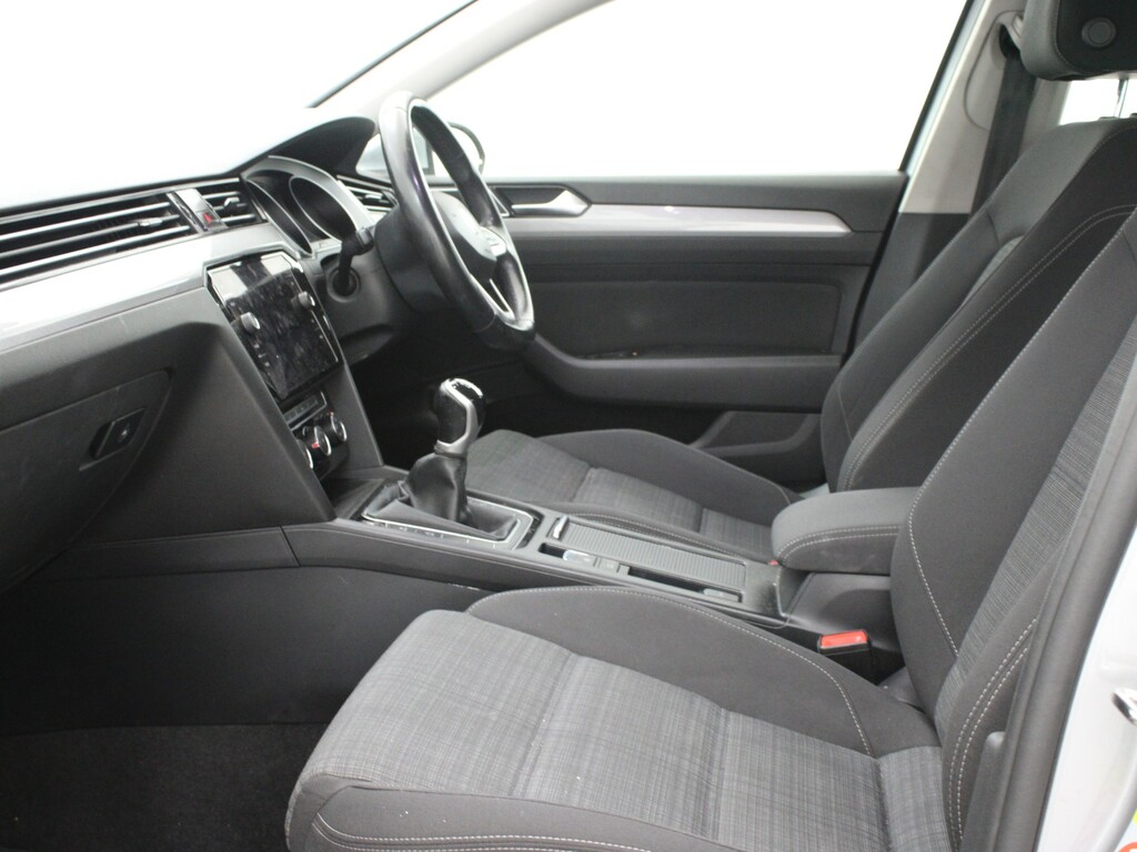 Volkswagen Passat 2.0 Tdi Evo Scr Sel Dsg Grey #10