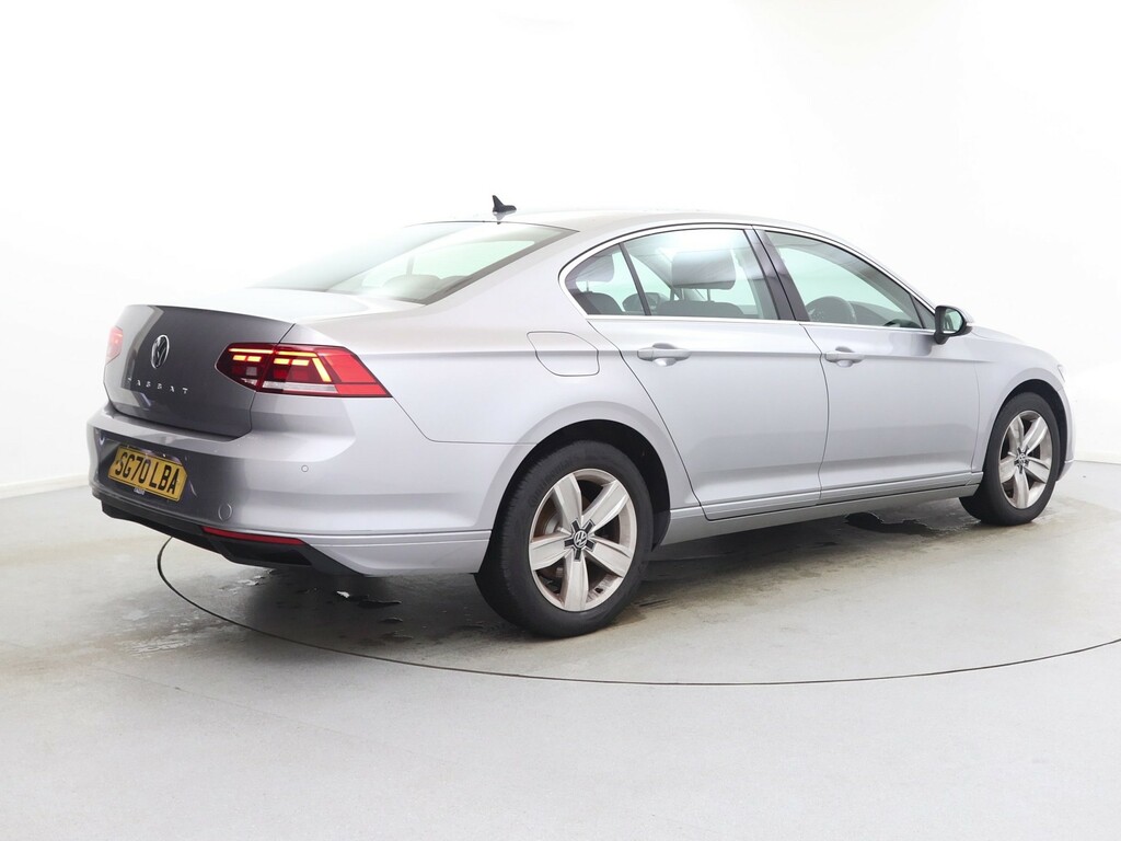 Volkswagen Passat 2.0 Tdi Evo Scr Se Nav Silver #5