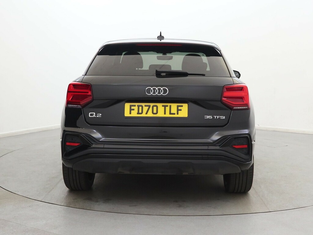 Audi Q2 35 Tfsi Black Edition S Tronic Black #6