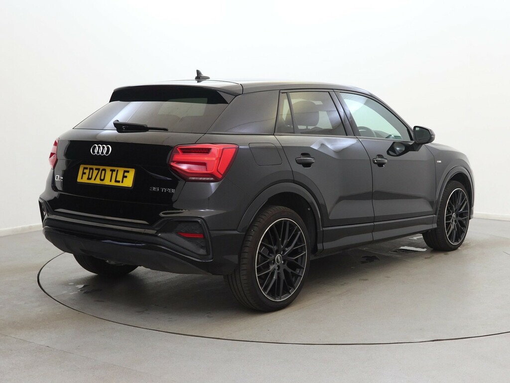 Audi Q2 35 Tfsi Black Edition S Tronic Black #5