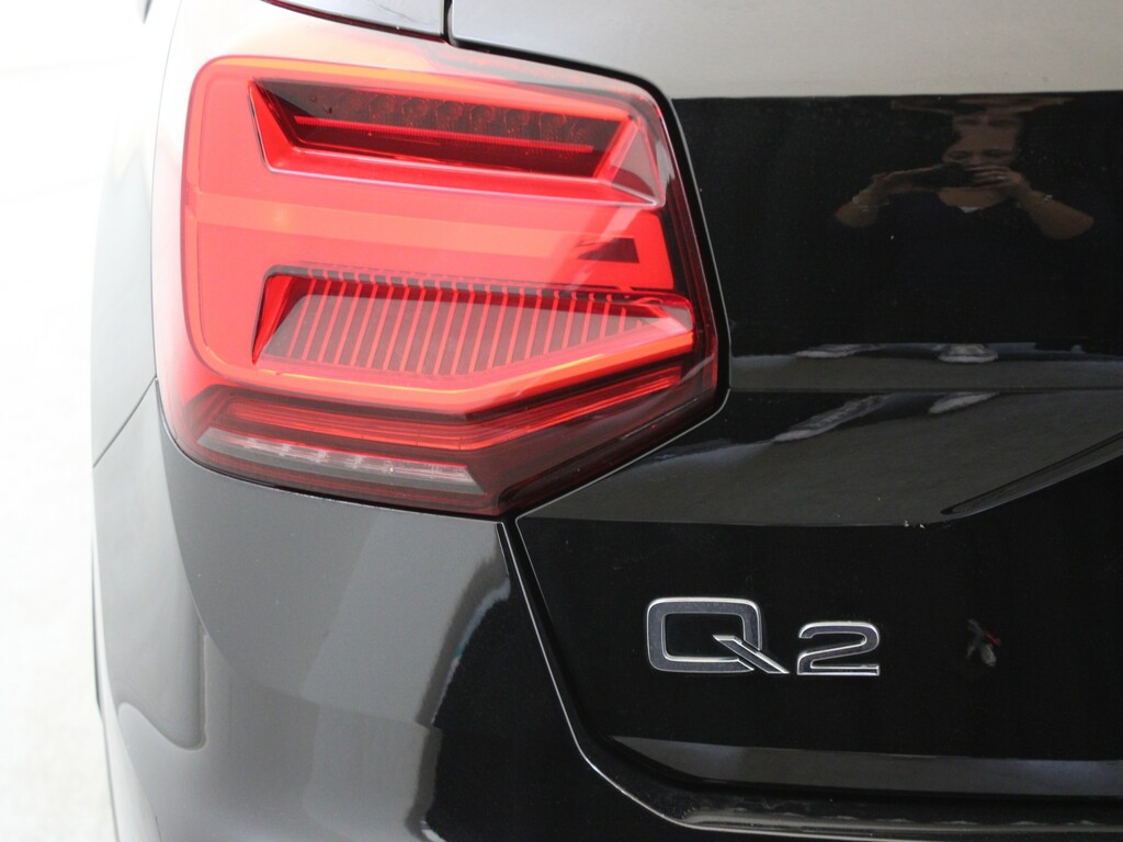 Audi Q2 1.6 Tdi 30 S Line Suv S Tronic Grey #36