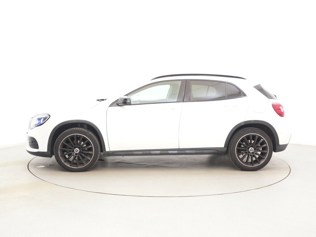 Mercedes-Benz GLA Class Gla 180 Amg Line Edition White #4