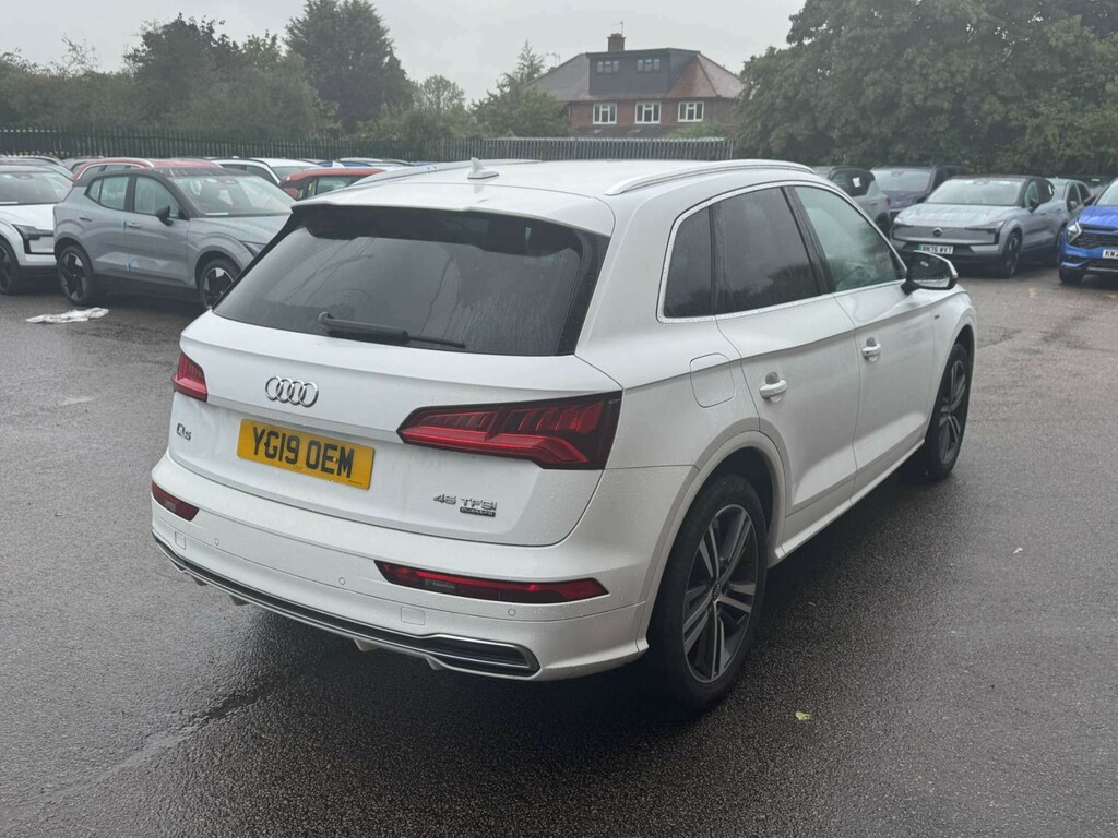 Audi Q5 40 Tdi Quattro Black Edition S Tronic Black #7