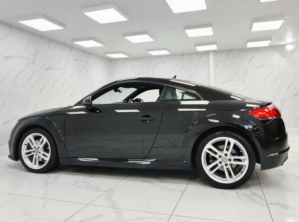 Audi TT 2L Sport KF19TOU Black #5