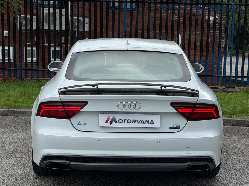 Audi A7 4.0 Rs7 Sportback Tfsi V8 Quattro 553 Bhp Black #10