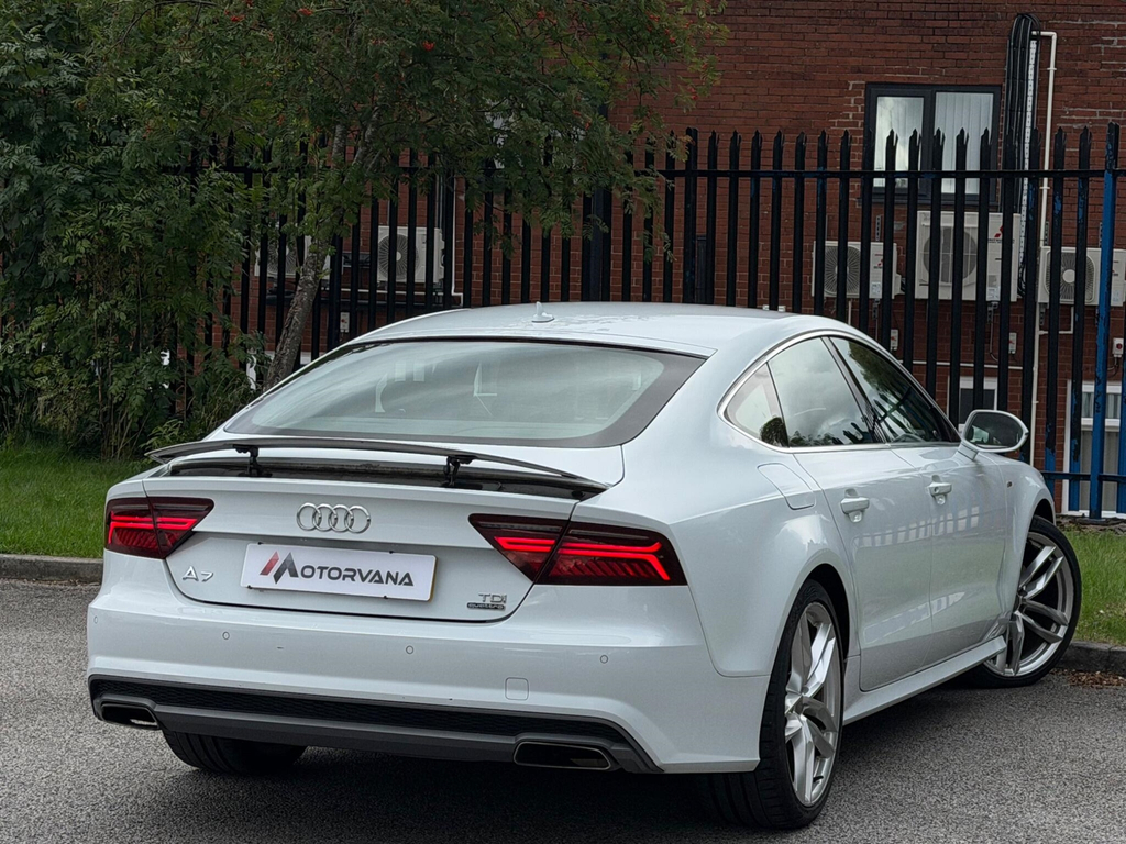 Audi A7 4.0 Rs7 Sportback Tfsi V8 Quattro 553 Bhp Black #11