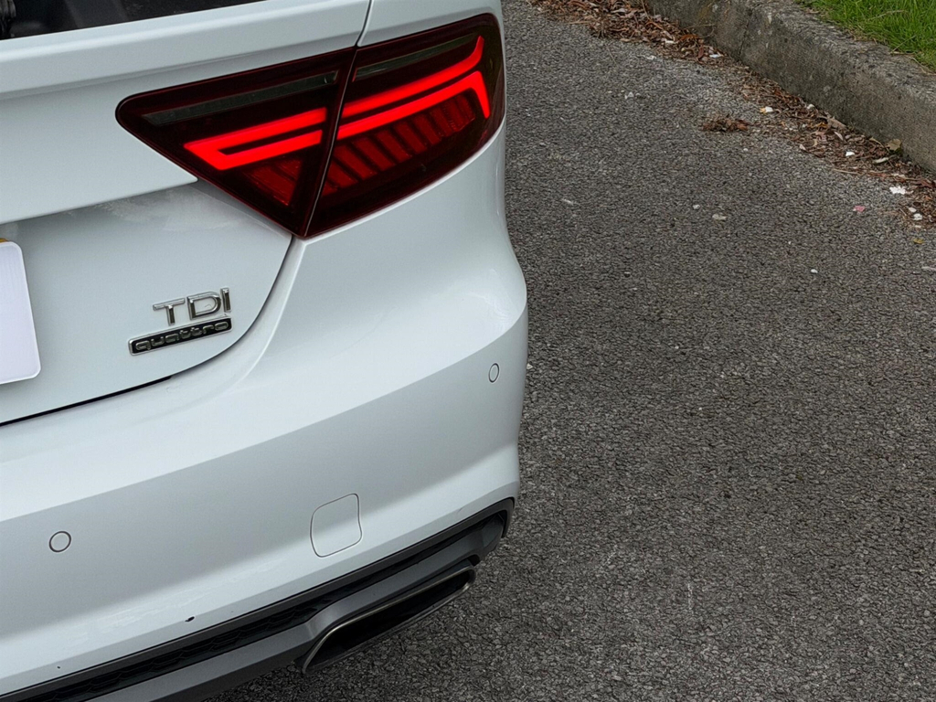 Audi A7 4.0 Rs7 Sportback Tfsi V8 Quattro 553 Bhp Black #37