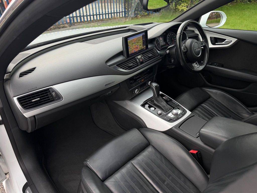 Audi A7 4.0 Rs7 Sportback Tfsi V8 Quattro 553 Bhp Black #12