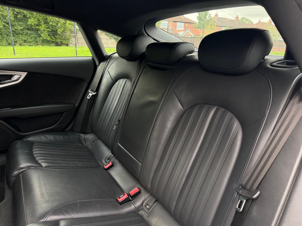 Audi A7 4.0 Rs7 Sportback Tfsi V8 Quattro 553 Bhp Black #20