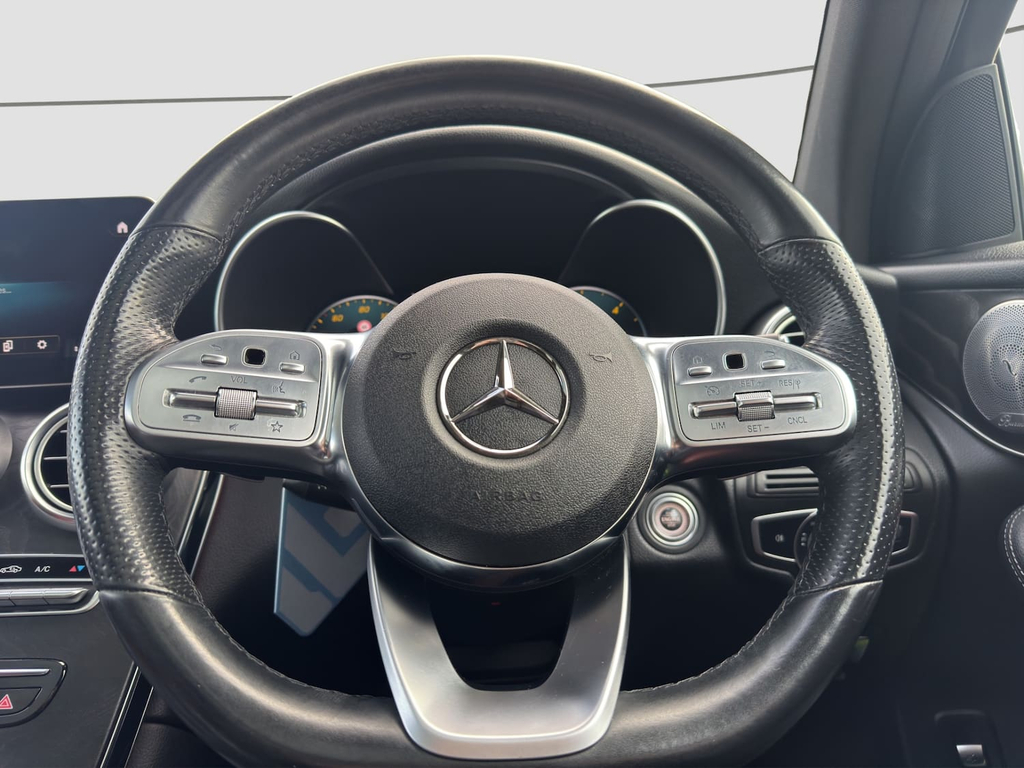 Mercedes-Benz GLC Class Glc 250 4Matic Amg Night Edition Premium Plus White #17
