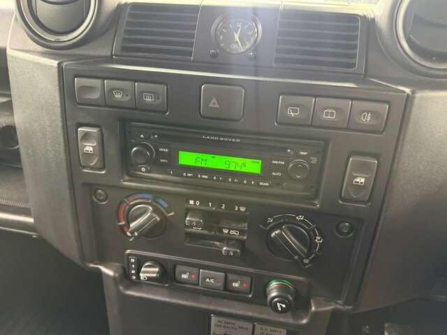 Land Rover Defender 90 90 County Tdci Grey #16