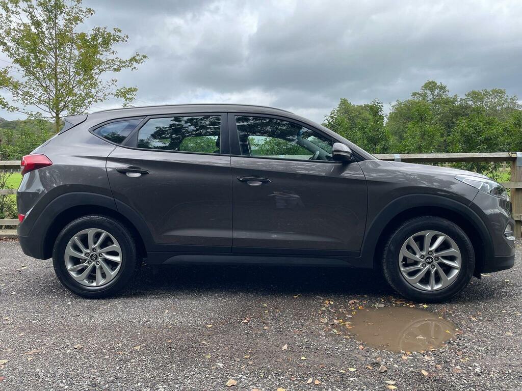 Hyundai Tucson Suv 1.7 Crdi Blue Drive Se Dct Euro 6 Ss 2 Grey #3
