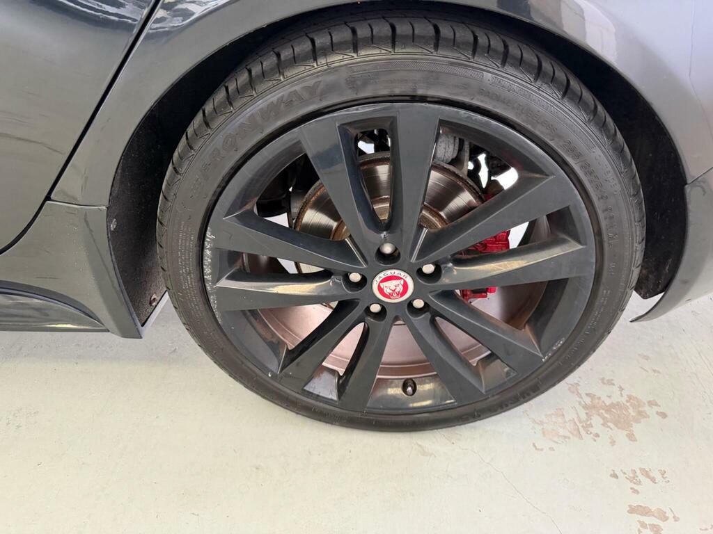 Jaguar XE 2.0L R-sport Ingenium 247 Bhp Red #83