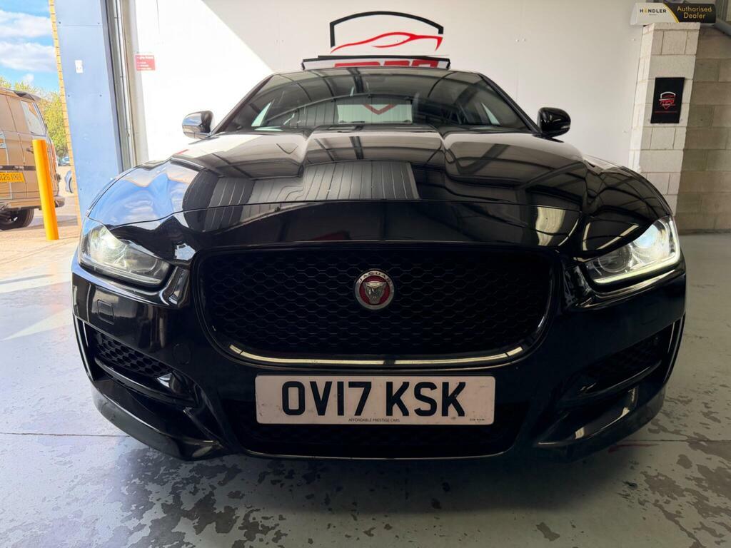 Jaguar XE 2.0D R-sport Saloon Black #3